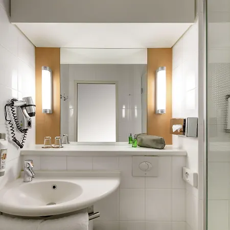 酒店 Ibis Medical Park 3*