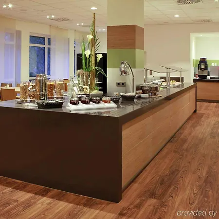 Ibis Medical Park 3*