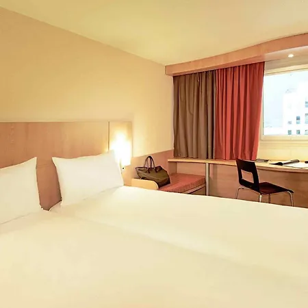 酒店 Ibis Medical Park