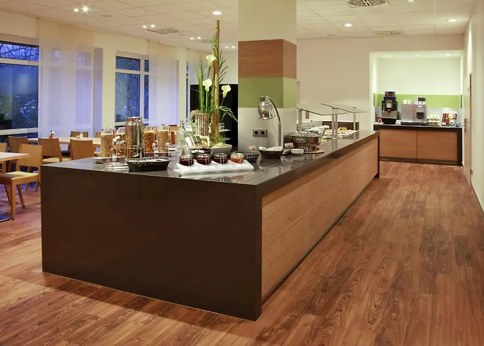 Ibis Medical Park 3*